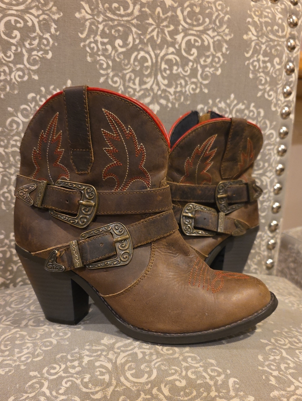 Dingo Short Buckle Booties